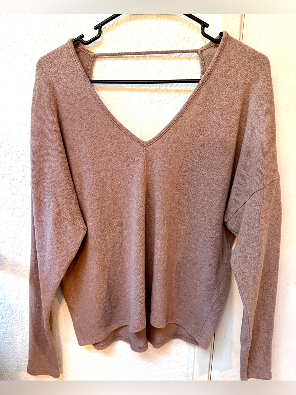 Soft V-Neck Long Sleeve in Dusty Mauve Size Small